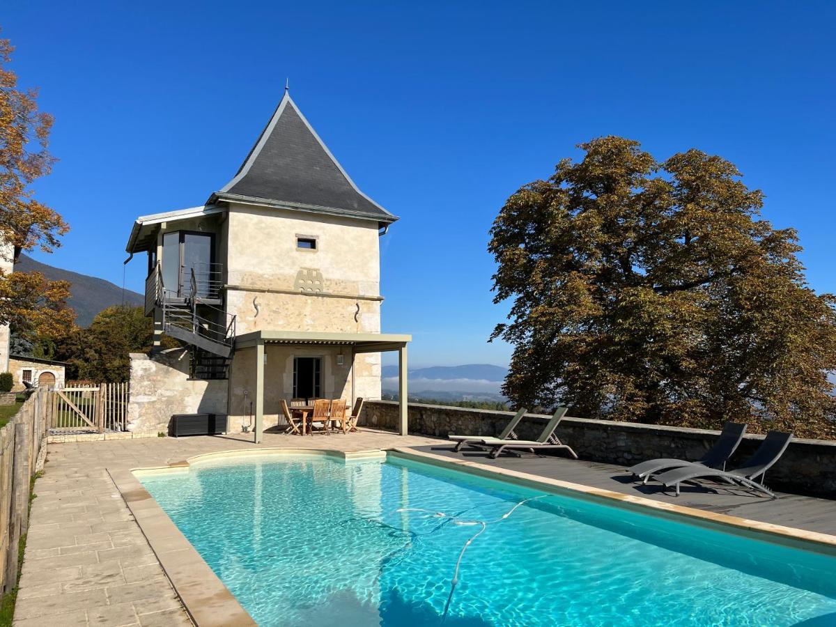 Bed and Breakfast Les Tours Carrées La Motte-Servolex Exterior foto